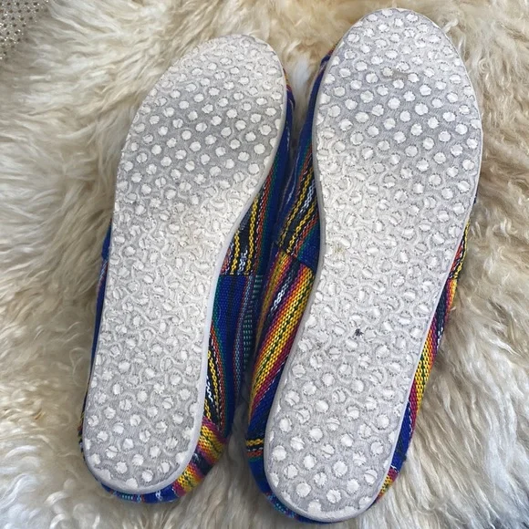 Tom’s boho woven hippie flats yellow blue drug rug 7.5 shoes - Picture 6 of 7